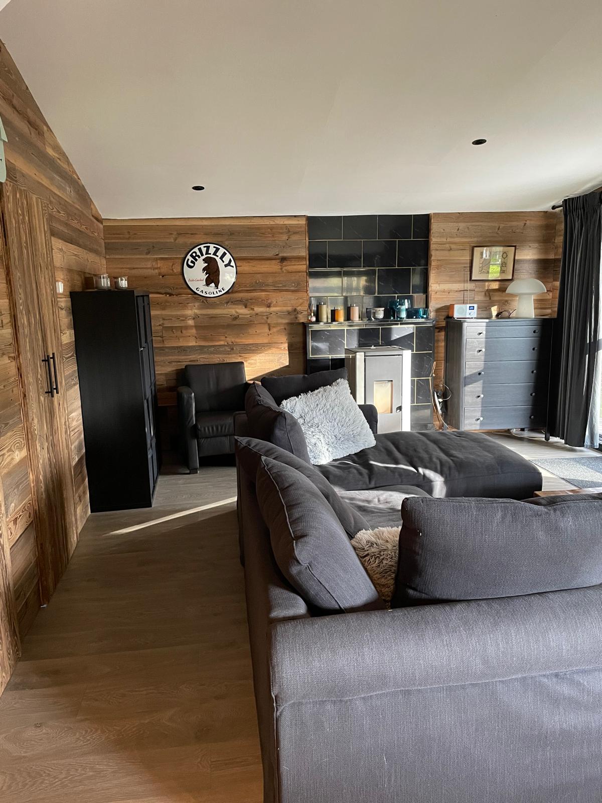 woonkamer met slaapbank